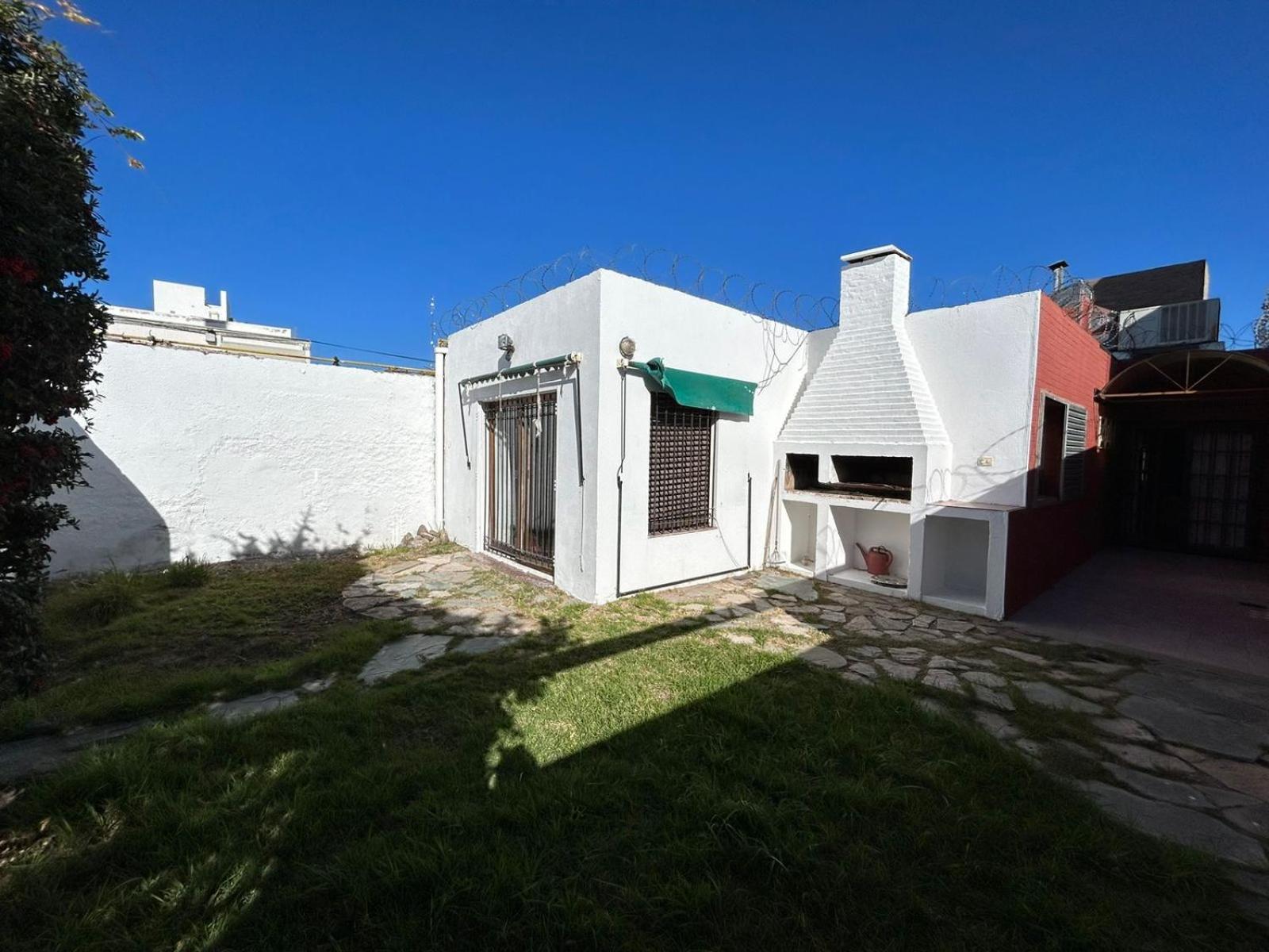 Casa En *